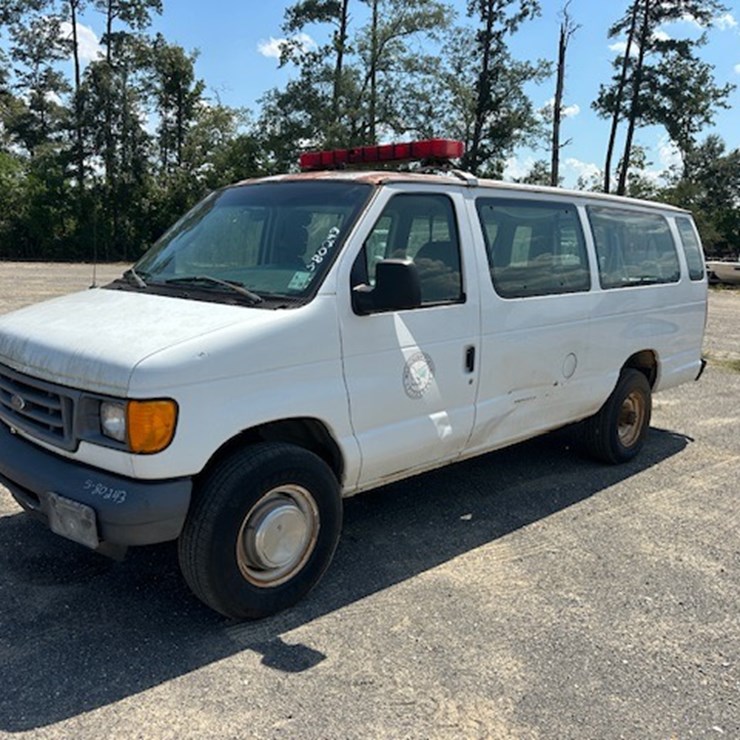 2007 FORD E350