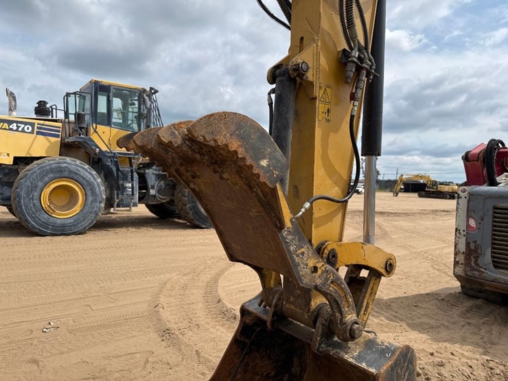 2017-caterpillar-307e2-image-25
