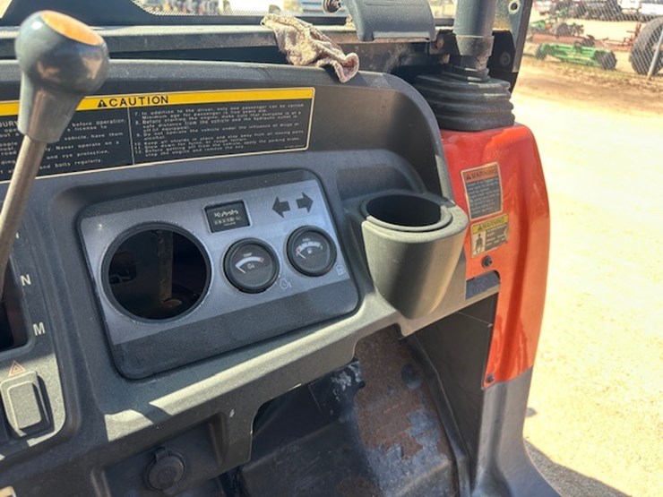 2009-kubota-rtv900-image-25
