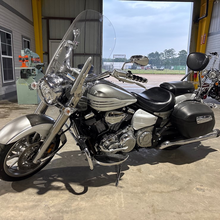 #115 • 2009 YAMAHA XV1900 STRATOLINER