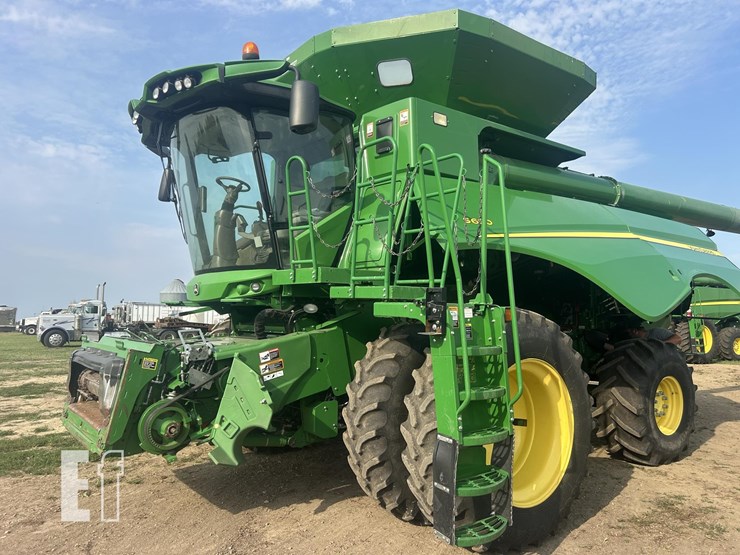 2015-john-deere-s680-image-21