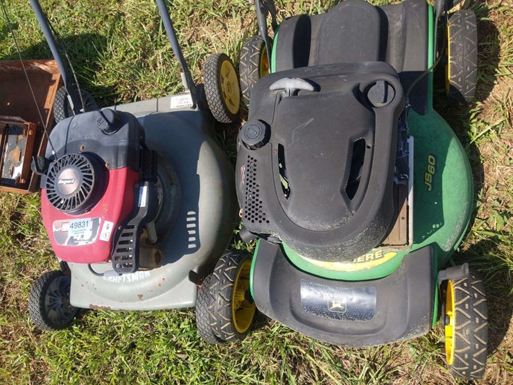 qty-(2)-push-mowers-image-2