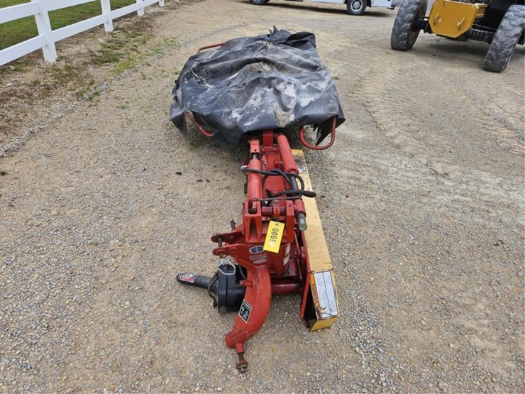 new-holland-615-image-2