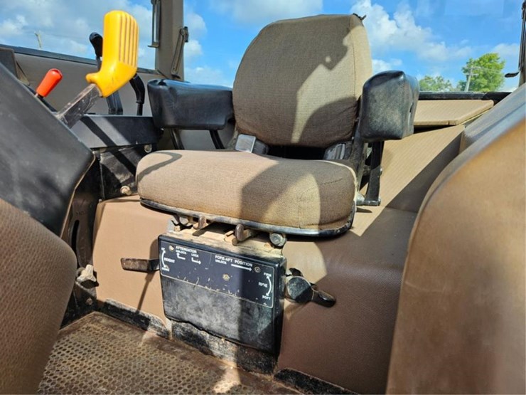 john-deere-4050-image-41