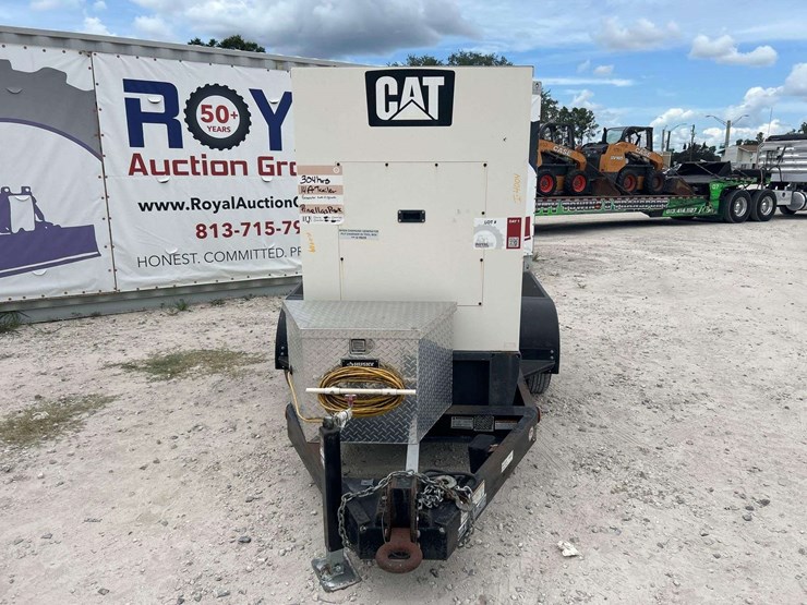 2008-caterpillar-c4.4-image-19