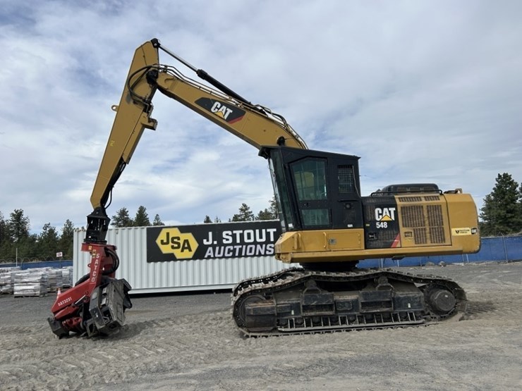 2018-caterpillar-548-image-2
