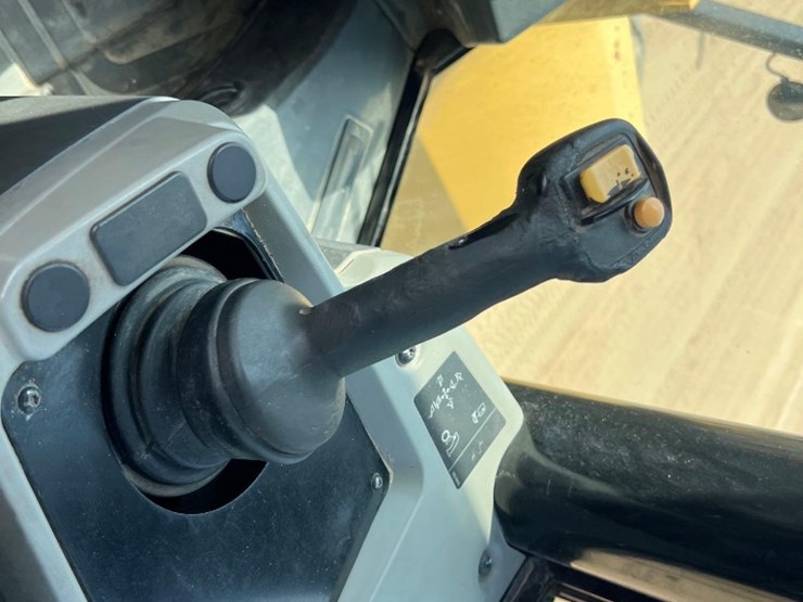 2018-caterpillar-950gc-image-30