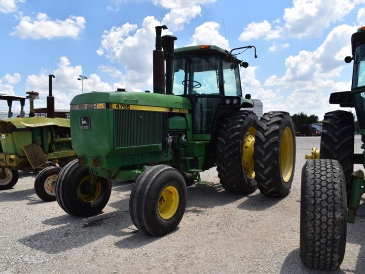 john-deere-4755-image-1