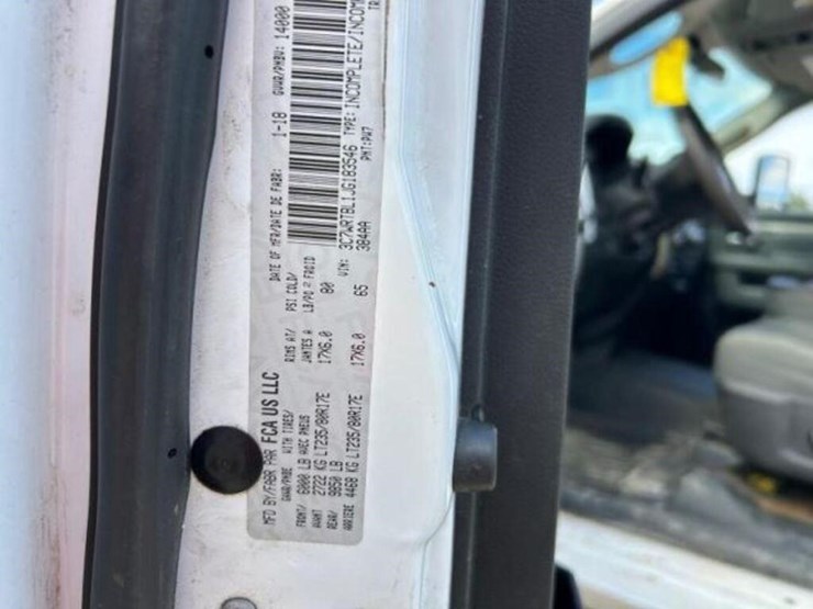 2018-ram-3500-hd-image-11