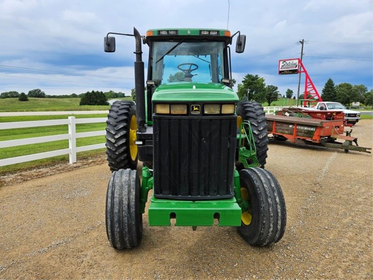 john-deere-8200-image-9