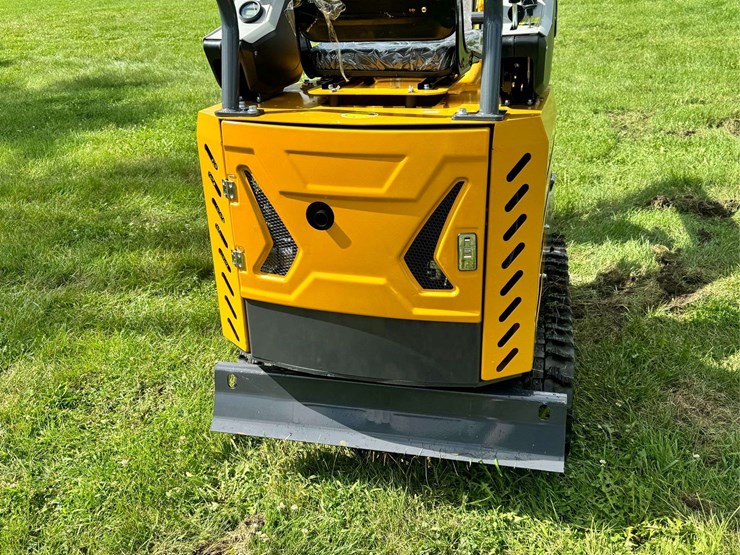 2025-cfg-industrial-mx12rx-mini-excavator-...-unused-image-6