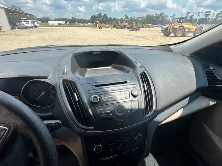 2017-ford-escape-image-41