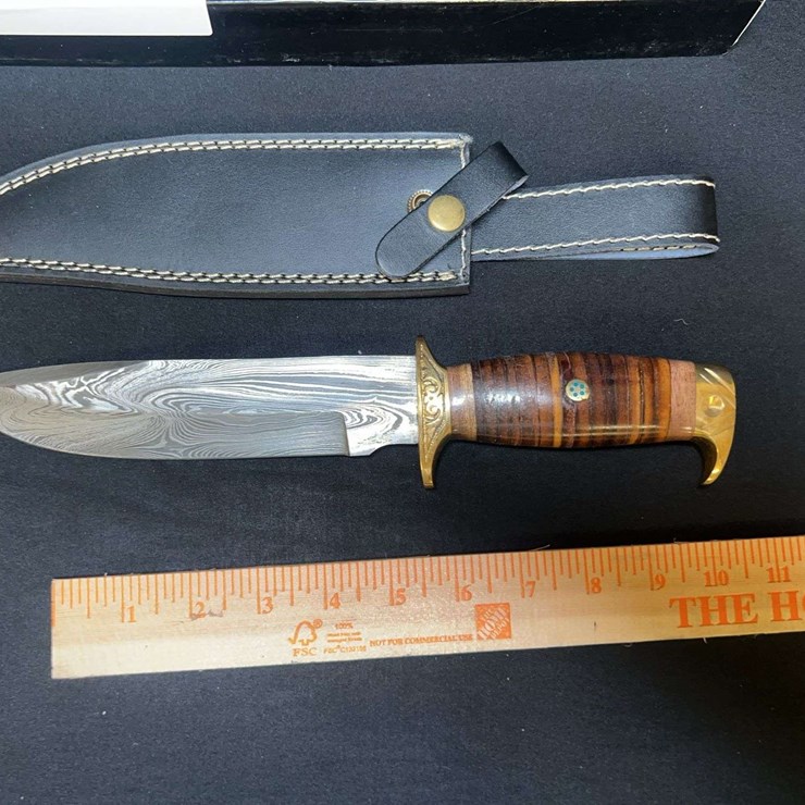 CUSTOM DAMASCUS STEEL FIXED BLADE KNIFE W/ CREAM/RED STRIPED HANDLE