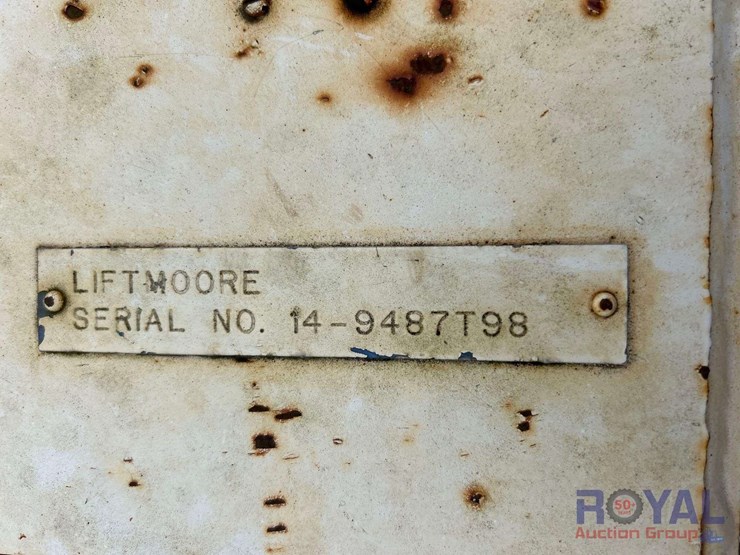 2015-liftmoore-2550-image-32