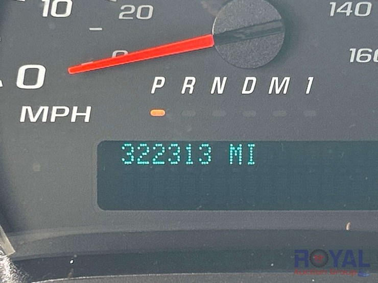 2019-chevrolet-express-2500-image-15