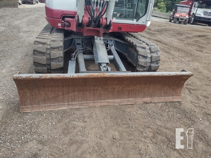2022-takeuchi-tb290-image-19