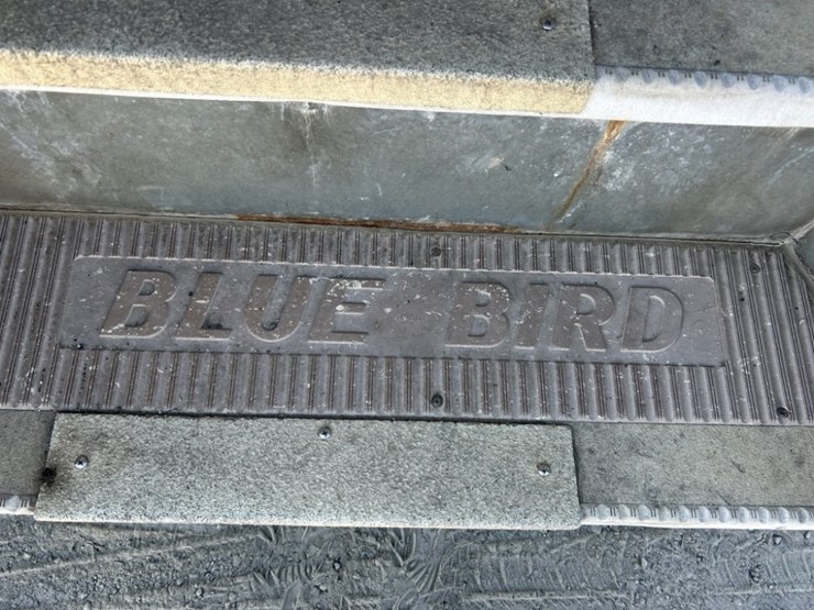 2004-blue-bird-school-bus-image-12
