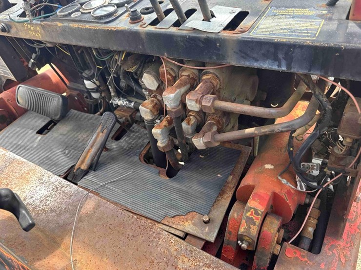 taylor-tdf-60s-straight-mast-forklift-image-13