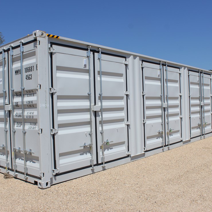 #1235 • CONTAINER WITH 4 SIDE DOORS, 1 END DOOR