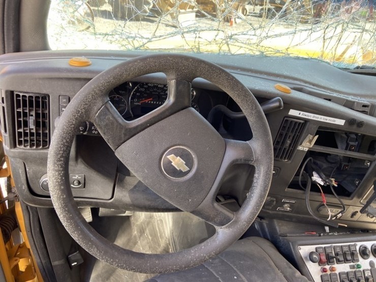 2008-chevrolet-express-school-bus-image-13