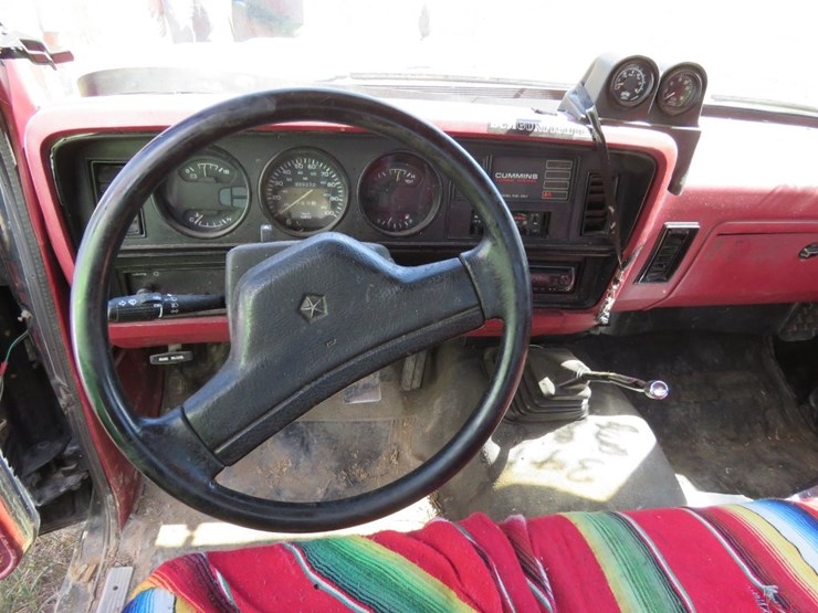 1993-dodge-ram-350-image-9