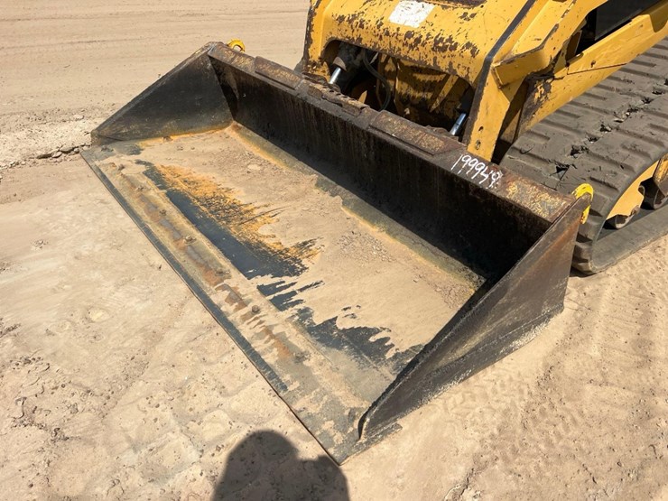 2014-caterpillar-279d-image-9