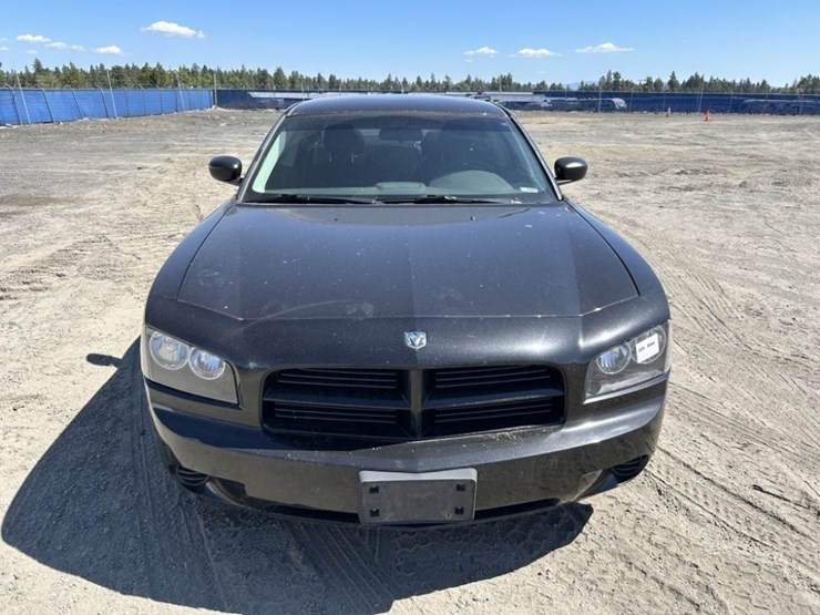 2009-dodge-charger-sedan-image-8