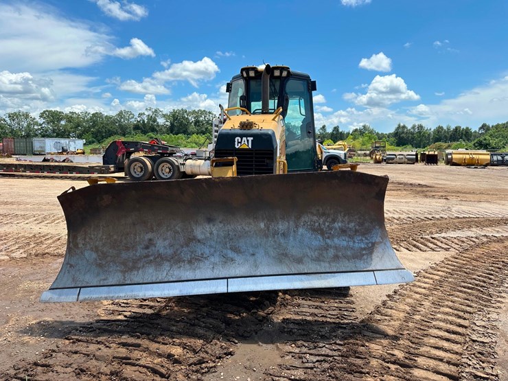2017-caterpillar-d5-image-7