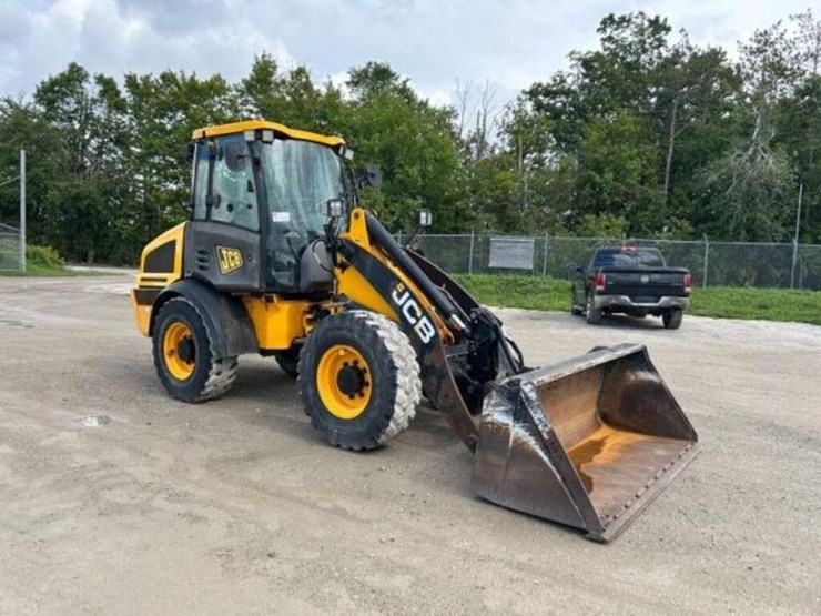 2019-jcb-409-image-2