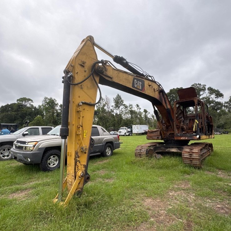 CATERPILLAR 320