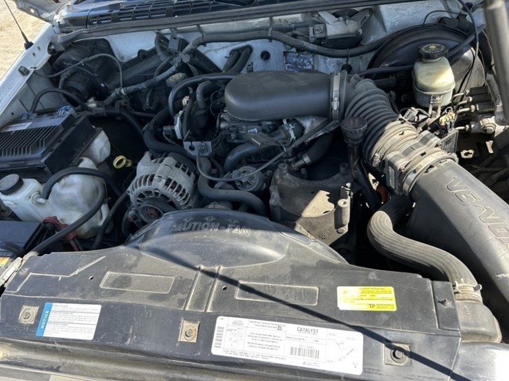 1999-gmc-sonoma-pickup-image-27