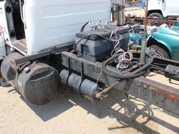 1979-mack-r685st-image-8