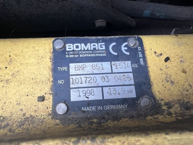 1998-bomag-bmp851-image-10