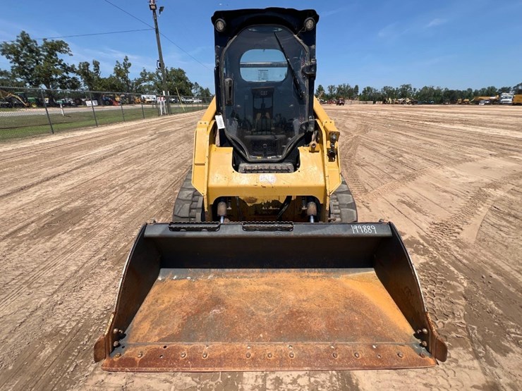 2022-caterpillar-259d3-image-7