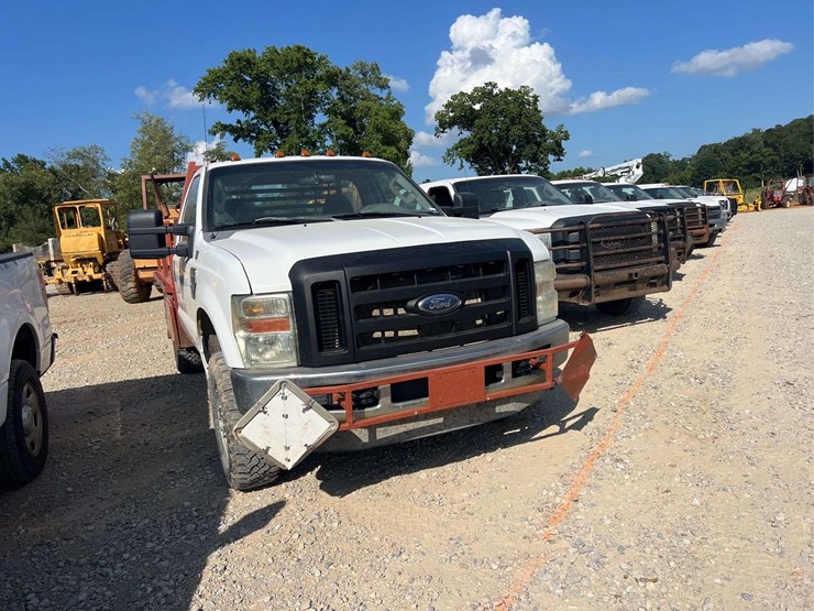 2010-ford-f350-image-7