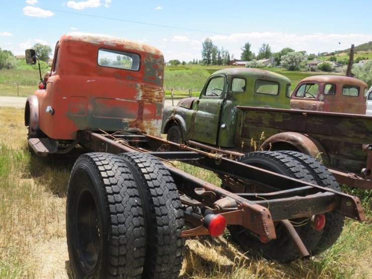 1952-dodge-b-3-f-1-½-ton-truck-image-6