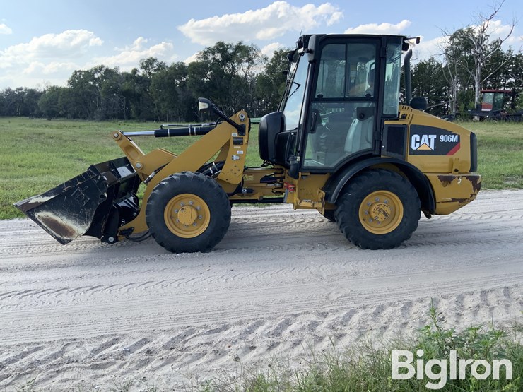 2019-caterpillar-906m-image-8