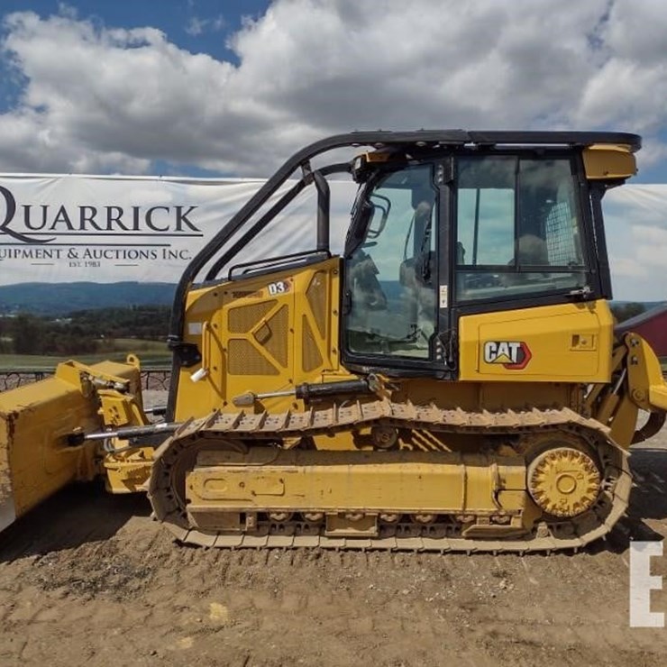 2021 CATERPILLAR D3