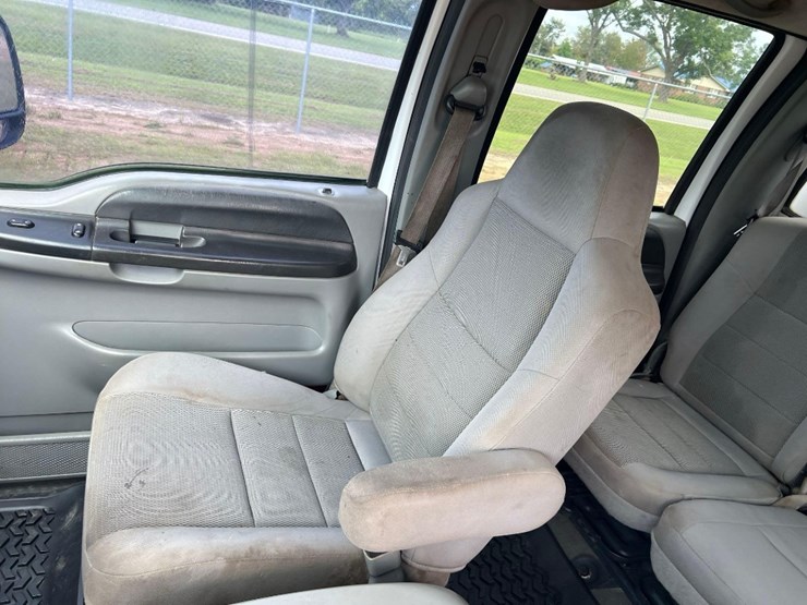 2006-ford-f450-xlt-image-32