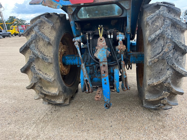 ford-tractor-image-5