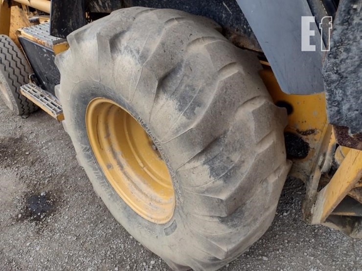 1999-deere-410e-image-24