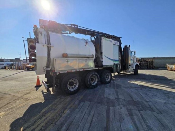 2014-western-star-4900sb-image-6