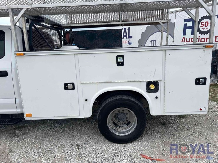 2017-ford-f350-image-18