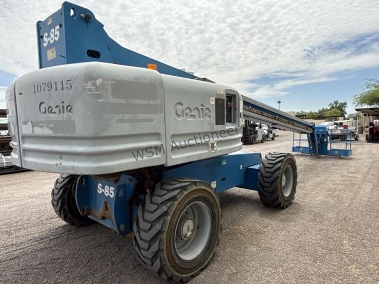 2008-genie-s85-image-5