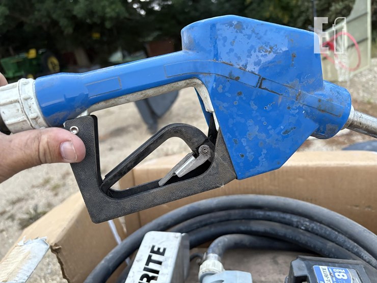 fill-rite-def-barrel-pump-image-6