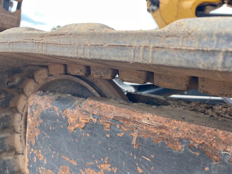 2016-caterpillar-305e2-cr-image-12