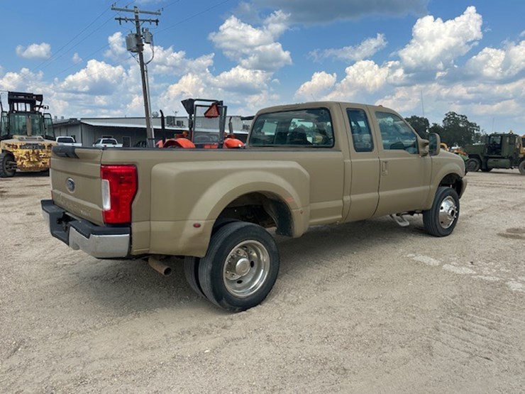 2003-ford-f450-image-3