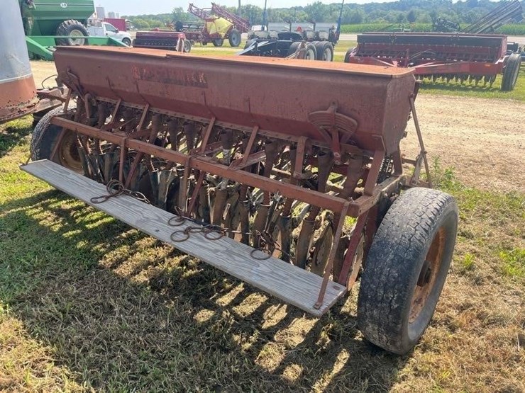 mccormick-grain-drill-image-3