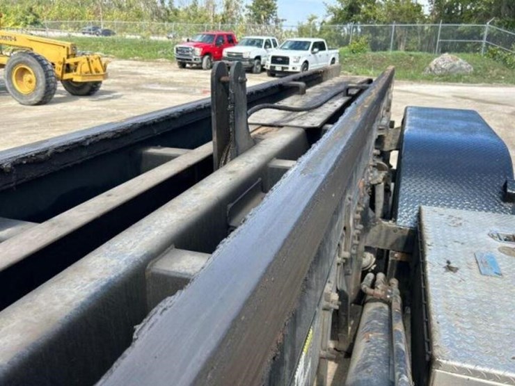 2014-mack-gu533-granite-w/jwh-60-ton-t/a-rolloff-t-image-47