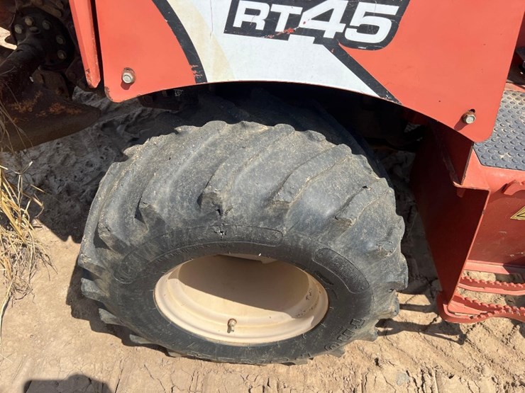 2014-ditch-witch-rt45-image-15